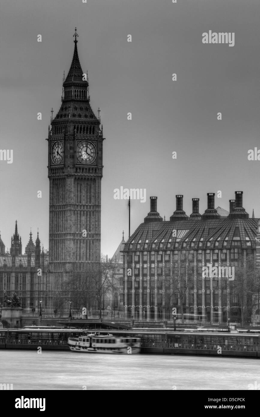 L'Elizabeth Tower plus communément connu sous le nom de Big Ben, Londres, Angleterre Banque D'Images