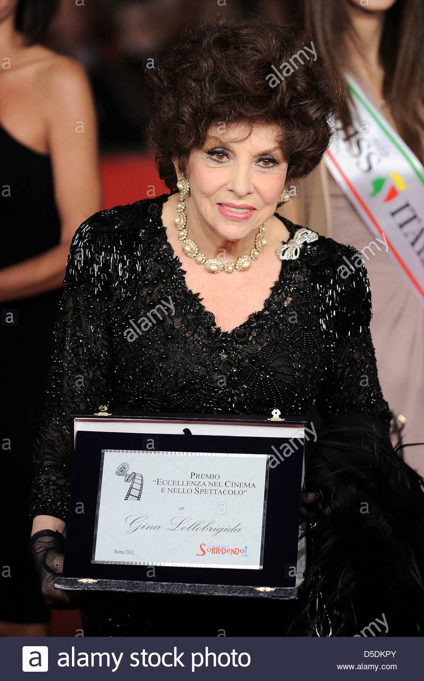 Gina Rome Banque d'image et photos Alamy