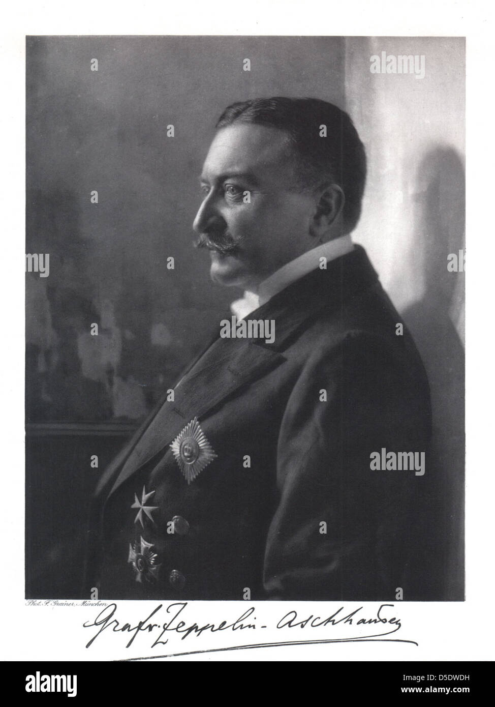 Portrait de Ferdinand, Graf von Zeppelin (1838-1917), Scientifique de l'aéronautique Banque D'Images