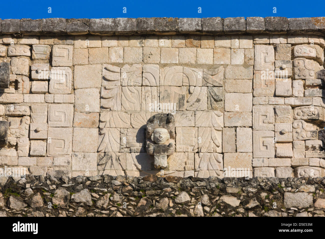 Vue rapprochée de Temple des Guerriers, Chichen Itza, Yucatan, Mexique Banque D'Images