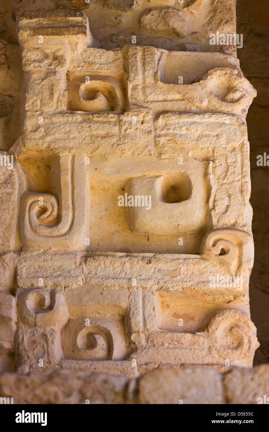 Sculptures sur pierre à Maya d'Ek Balam, Yucatan, Mexique Banque D'Images