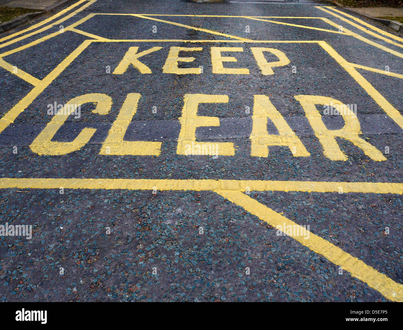 Panneau d'avertissement clair garder UK Banque D'Images