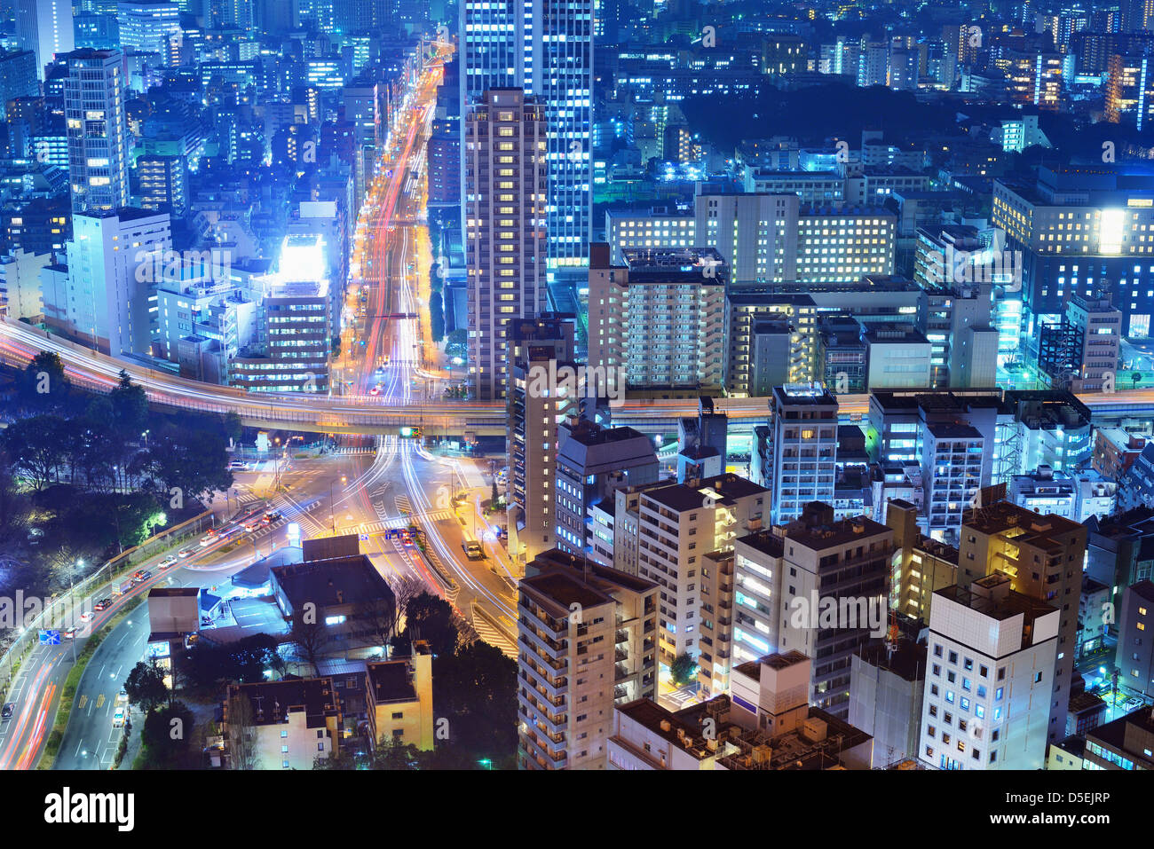 Les autoroutes et dans la ville de Tokyo, Japon Banque D'Images