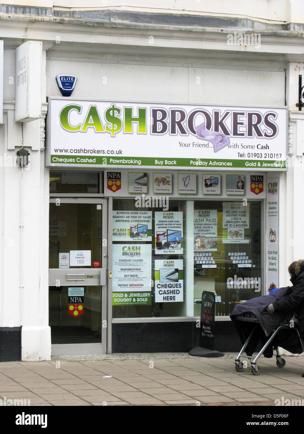 Cashbrokers prêt sur gage Boutique Franchise Worthing West Sussex UK Banque D'Images