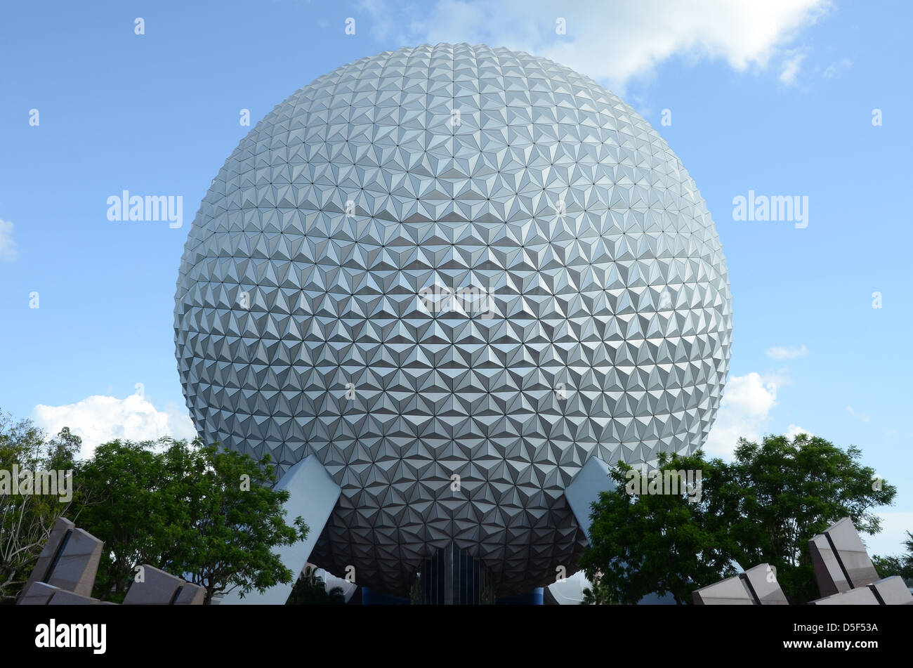 Spaceship Earth à Epcot de Walt Disney World Orlando Floride Centre Parc d'Europe centrale Banque D'Images