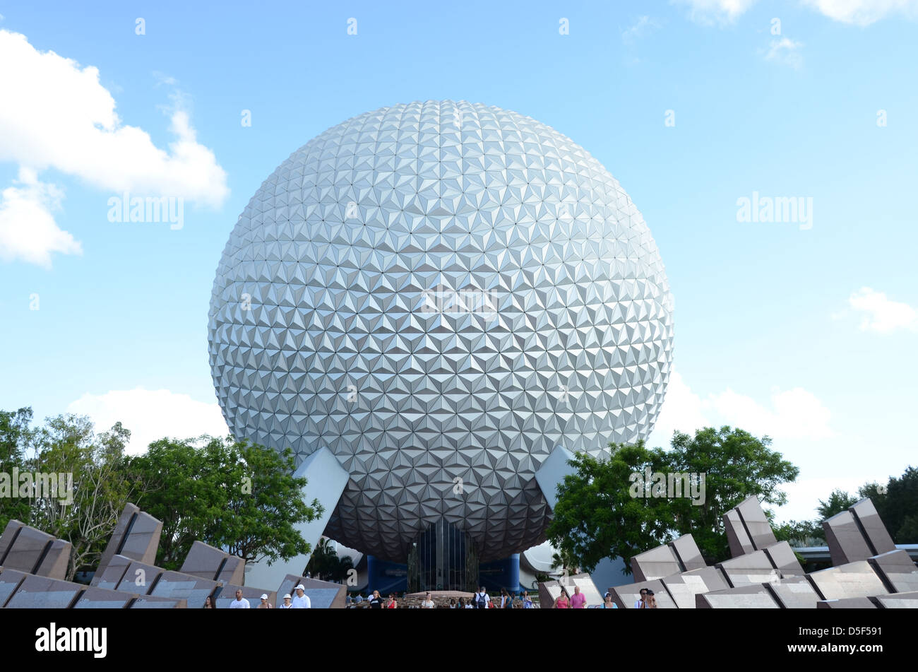 Spaceship Earth à Epcot de Walt Disney World Orlando Floride Centre Parc d'Europe centrale Banque D'Images