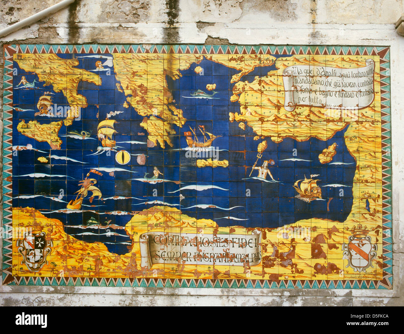 Italie Campanie Côte Amalfitaine Amalfi la reproduction de carreaux de céramique de l'ancienne carte nautique Banque D'Images