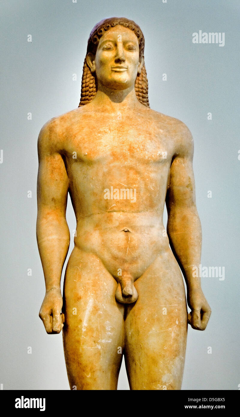 Kouros Statue d'une musculature attique anavyssos parian Kroisos grec Grèce grave Ares Musée Banque D'Images