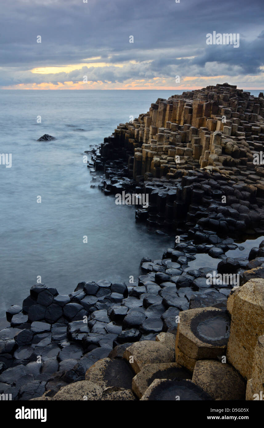 Giant's Causeway - Côte d'Antrim, Irlande du Nord, Royaume-Uni. Banque D'Images