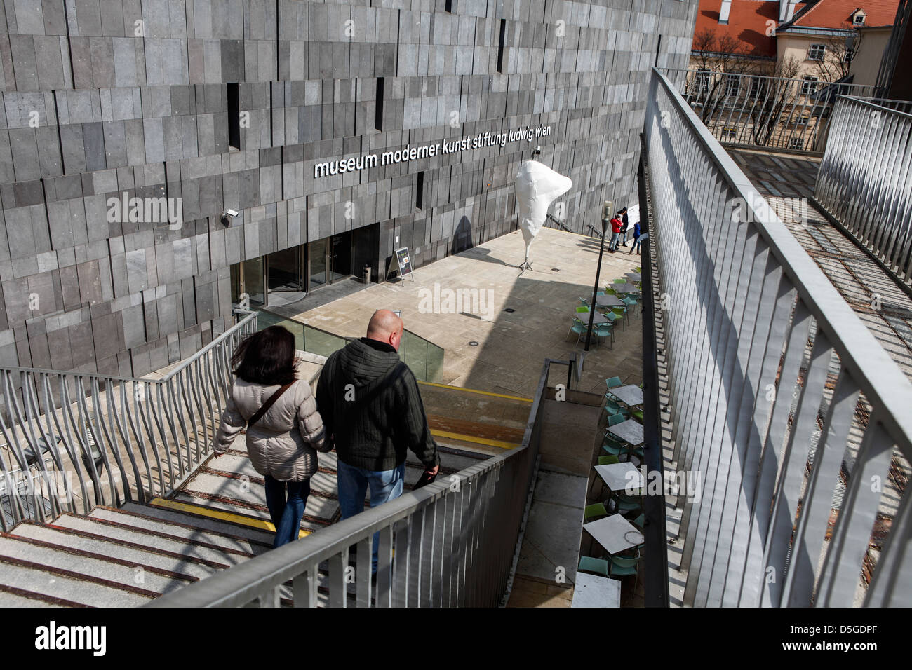 Dans les musées musée MUMOK Quartier en Viena, Autriche Banque D'Images