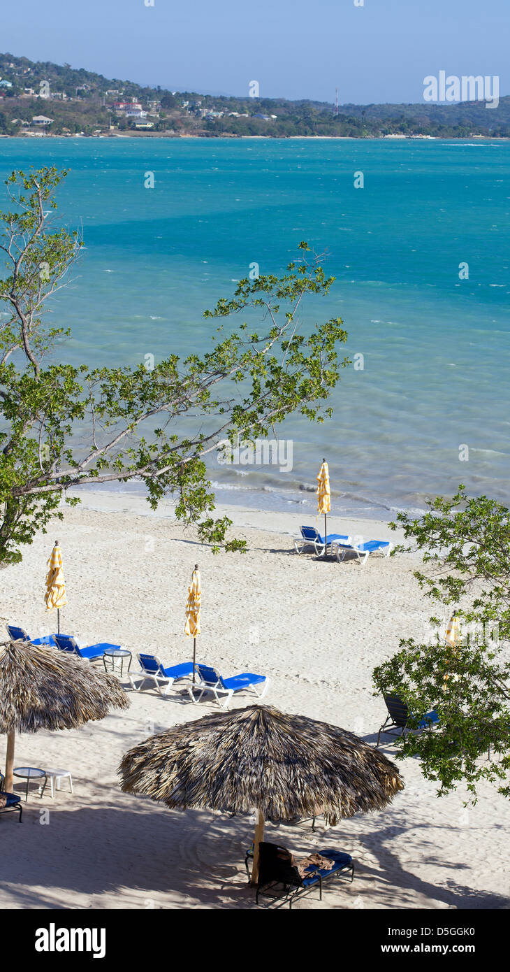 Vue sur la plage Banque de photographies et d’images à haute résolution ...