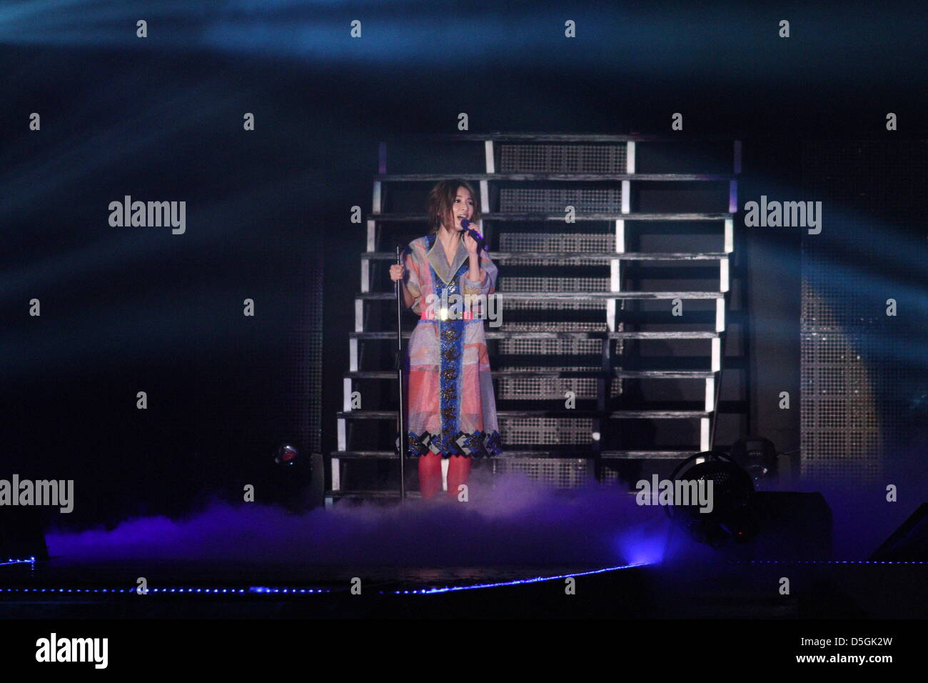 Hebe, membre de S.H.E, assisté concert tenu par Samsung à Taipei, Taiwan, Chine Le dimanche 31 mars 2013. Banque D'Images