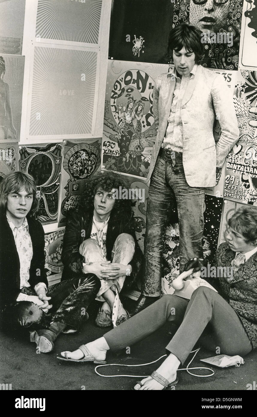 Groupe pop britannique demain le 28 juillet 1967 De gauche à droite : Steve Howe, John aulne, Keith West, John Wood. Photo Tony Gale Banque D'Images