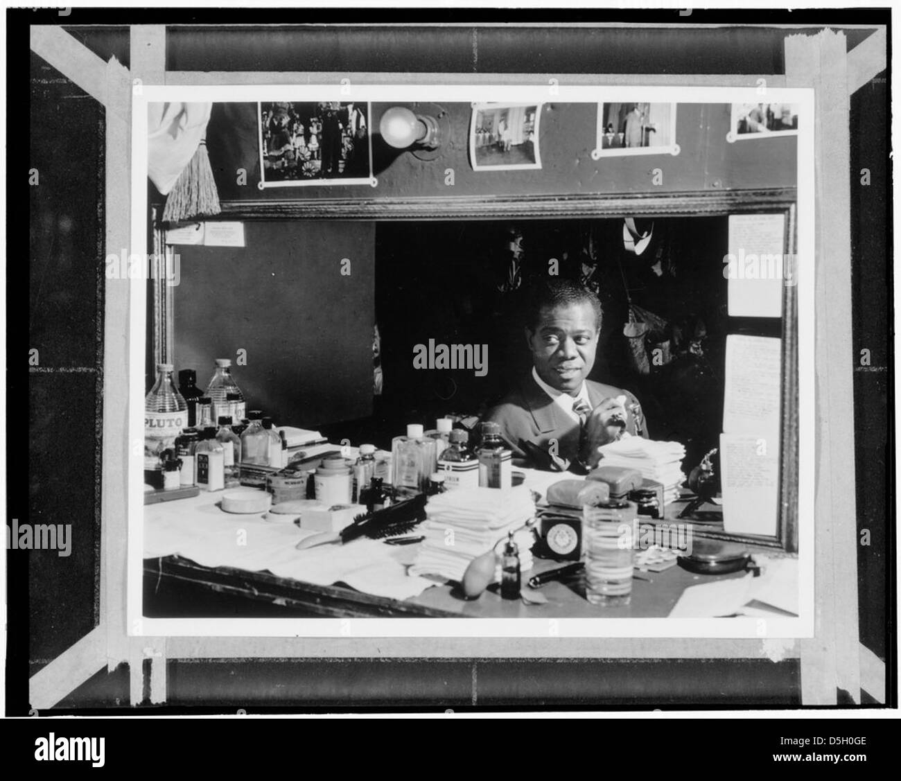 [Portrait de Louis Armstrong, Aquarium, New York, N.Y., ca. Juillet 1946] (LOC) Banque D'Images