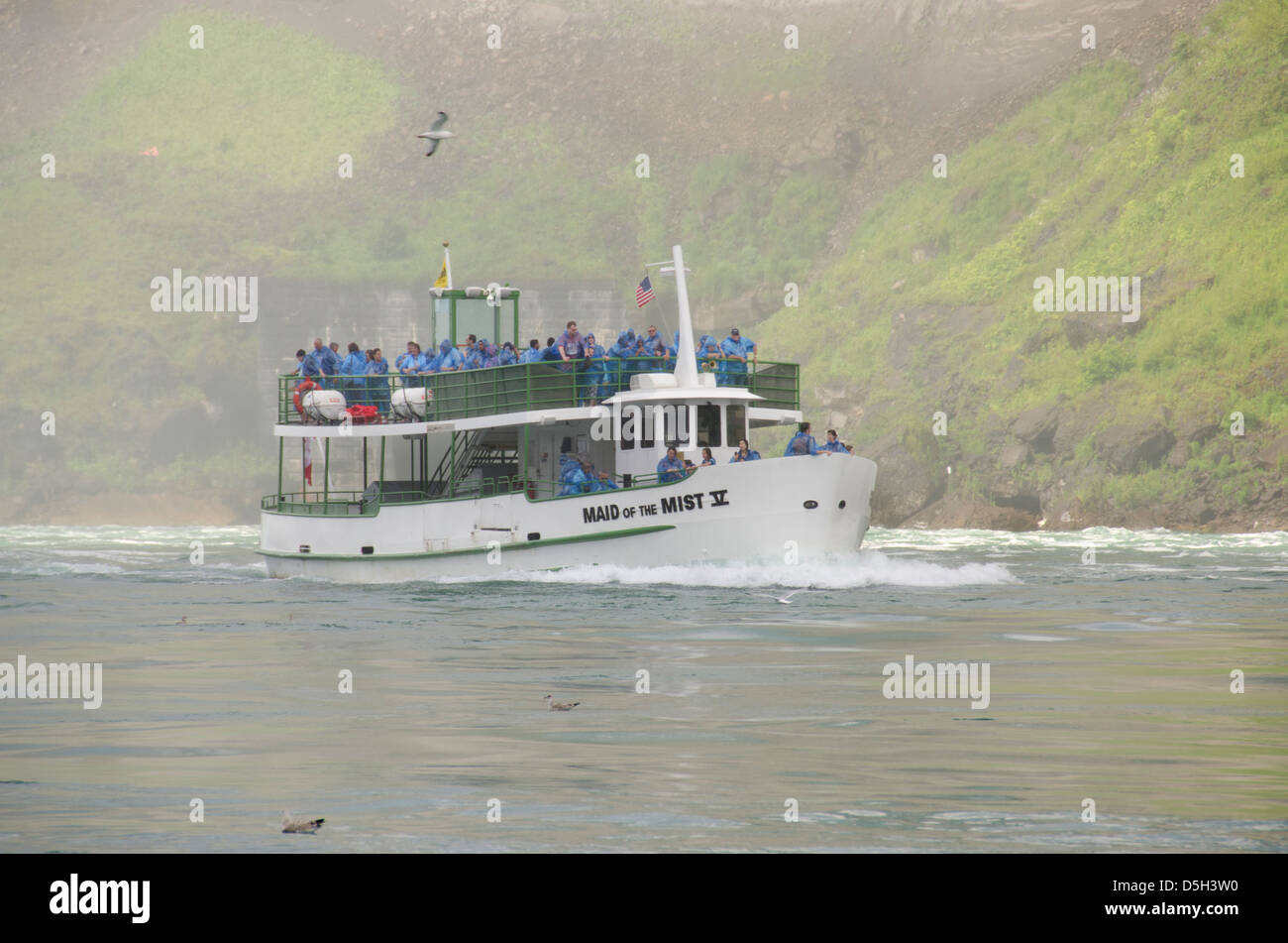 Le Canada, l'Ontario, Niagara Falls. Maid of the Mist bateau. Banque D'Images