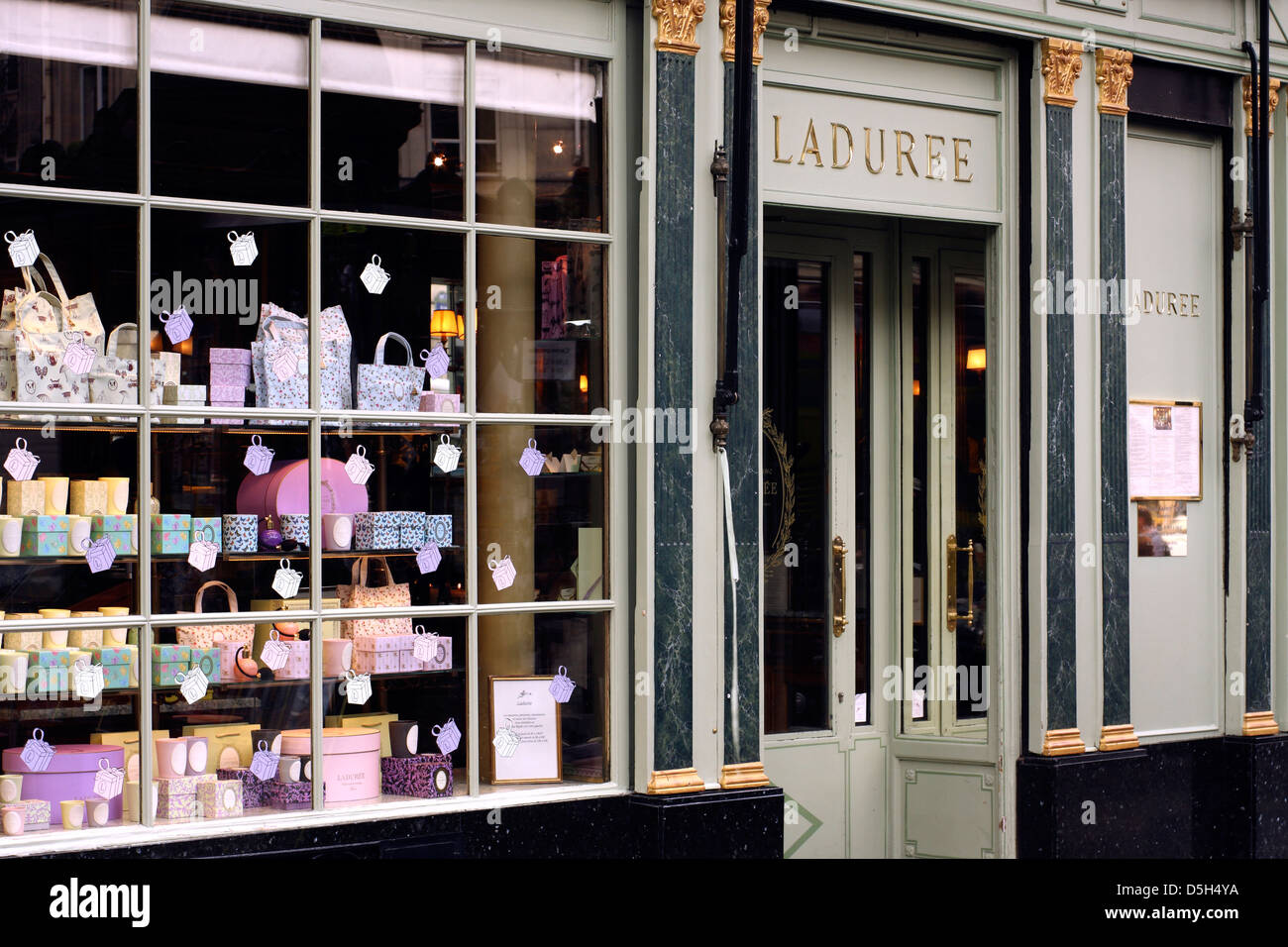 Laduree, boutique, Paris, France Banque D'Images