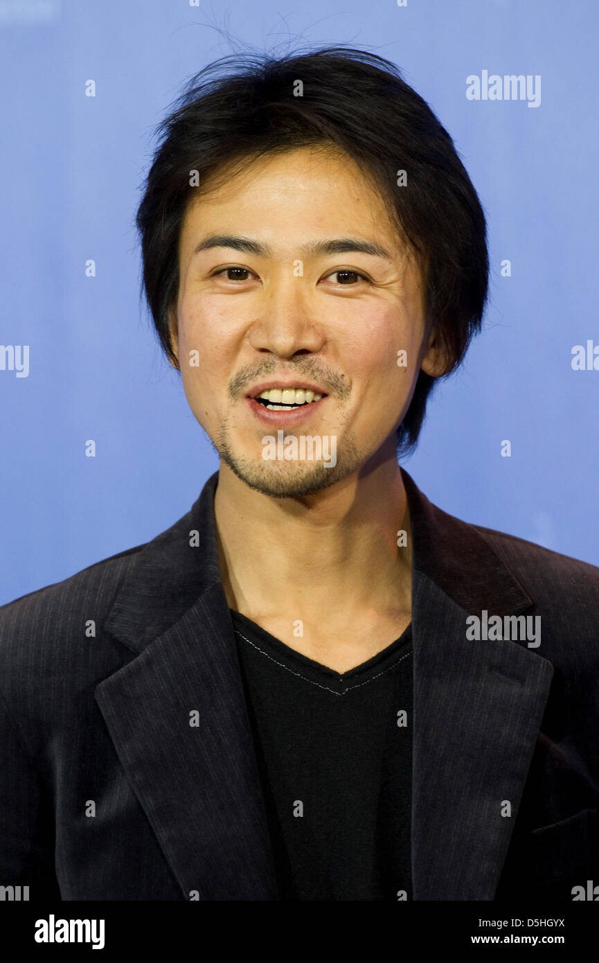Shima Onishi Banque De Et D Images Haute R Solution Alamy Acteur Shima Onishi Assiste A La Photocall Pour Le Film Caterpillar Lance En Competition Lors De La 60e Berlinale Festival Du Film De Berlin Allemagne Le Lundi 15 Fevrier 2010 Le Festival Se Deroule Jusqu Au 21 Fevrier 2010 Photo Arno Burgi Dpa Lbn D5hgyx 