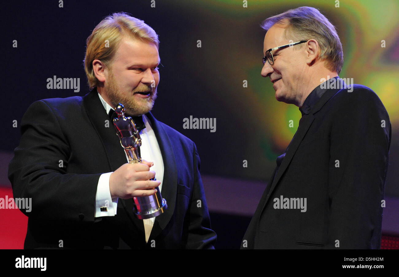 Lacteur Suédois Stellan Skarsgard R Rend Hommage à Anders