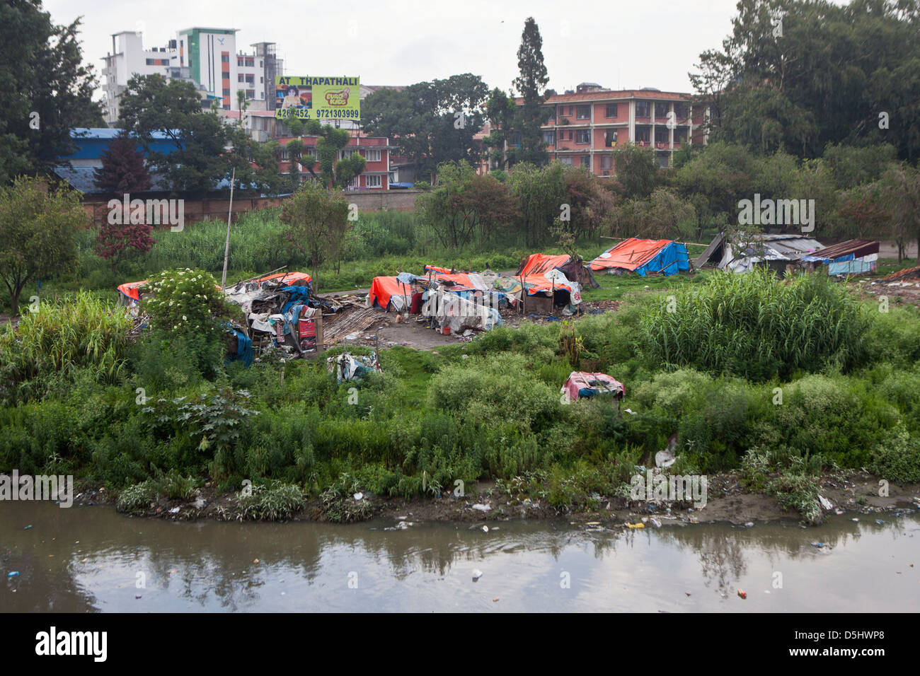 Parc des Nations Unies, un bidonville le peuplement en Paurakhi Basti, Katmandou, Népal. Banque D'Images