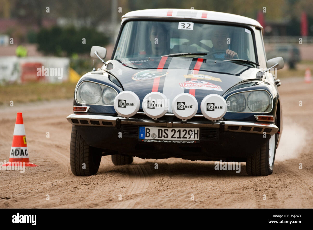 Une Citroën DS 21 est représenté dans le cadre de la première ...