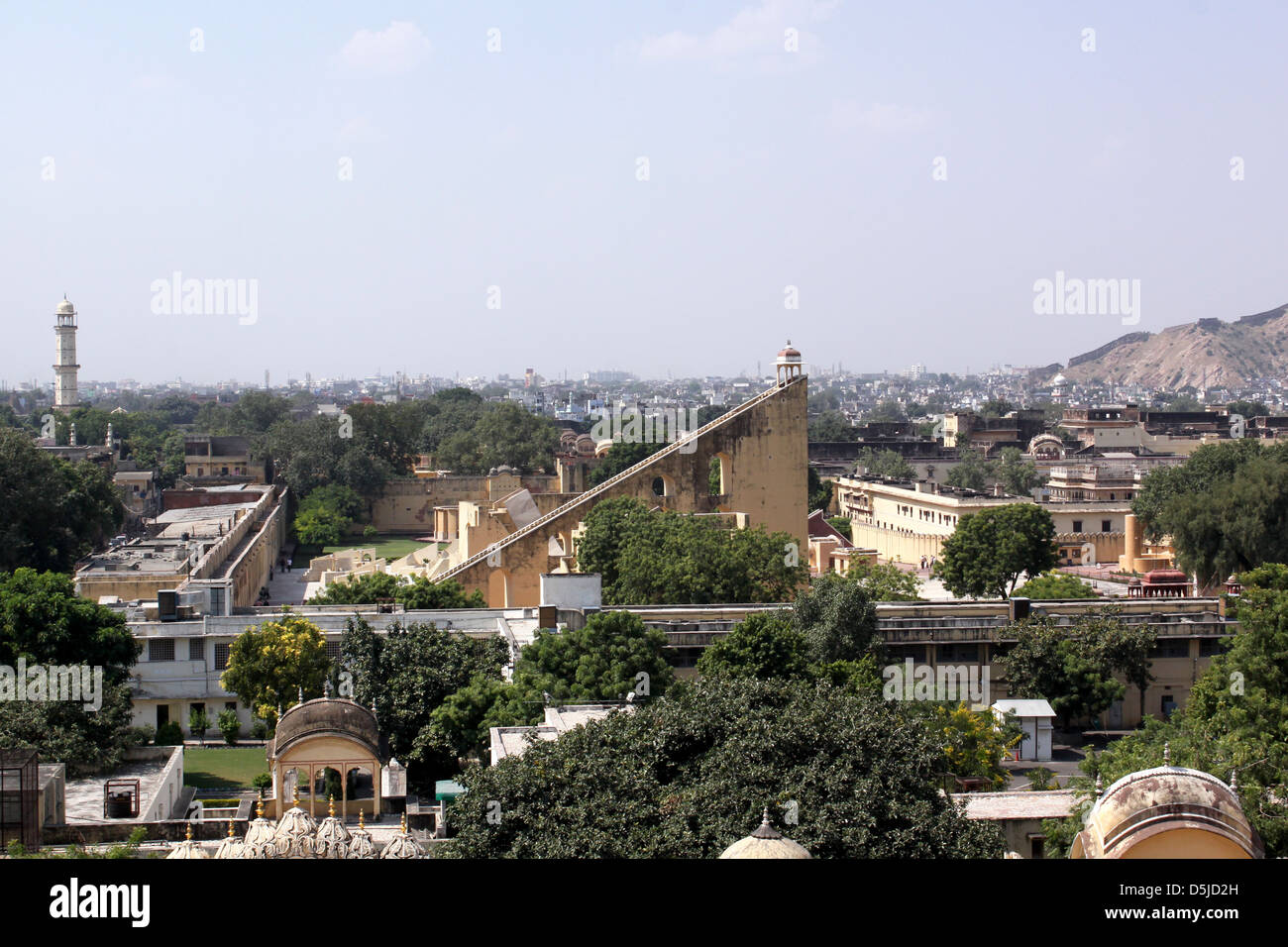 Long View de l'Inde Rajasthan Jaipur Jantar Mantar Banque D'Images