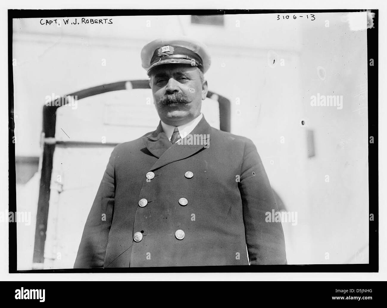 Le capitaine W.J. Roberts (LOC) Banque D'Images