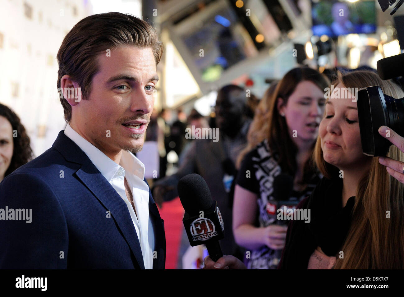 Le 3 avril 2013. Toronto, Canada. L'acteur Kevin Zegers arrive à la colonie en première mondiale au Théâtre de la Banque Scotia à Toronto. (Us/N8N) Banque D'Images