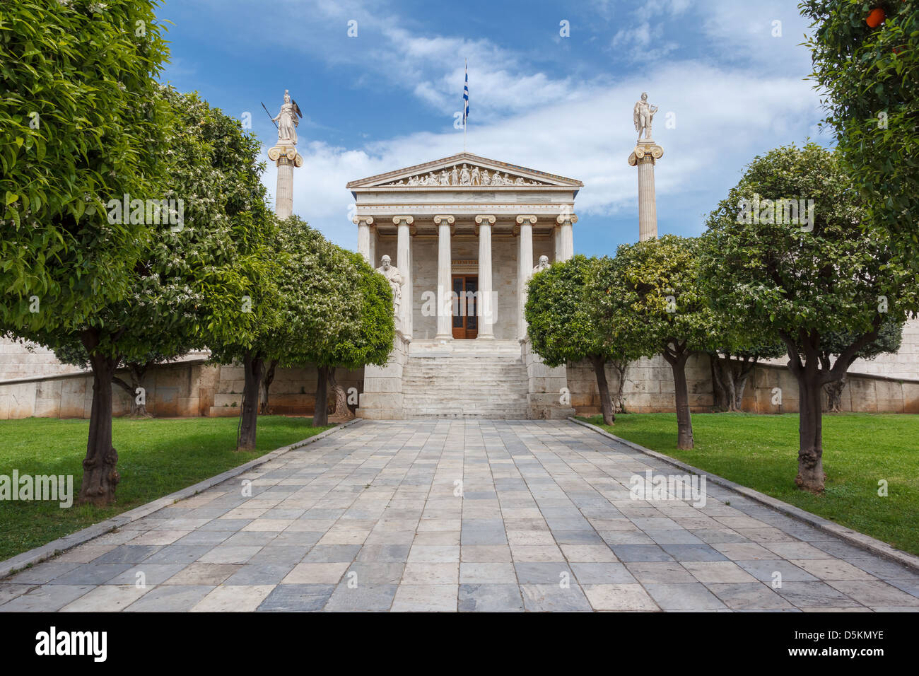 L'Académie Nationale des Arts à Athènes avec des statues à l'avant Banque D'Images