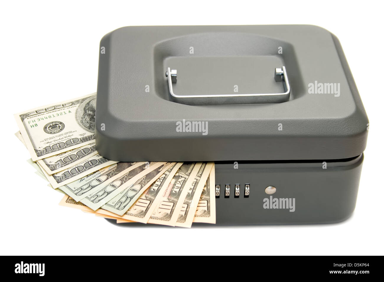 Caisse fermée avec de l'argent et le code lock isolated on white Banque D'Images