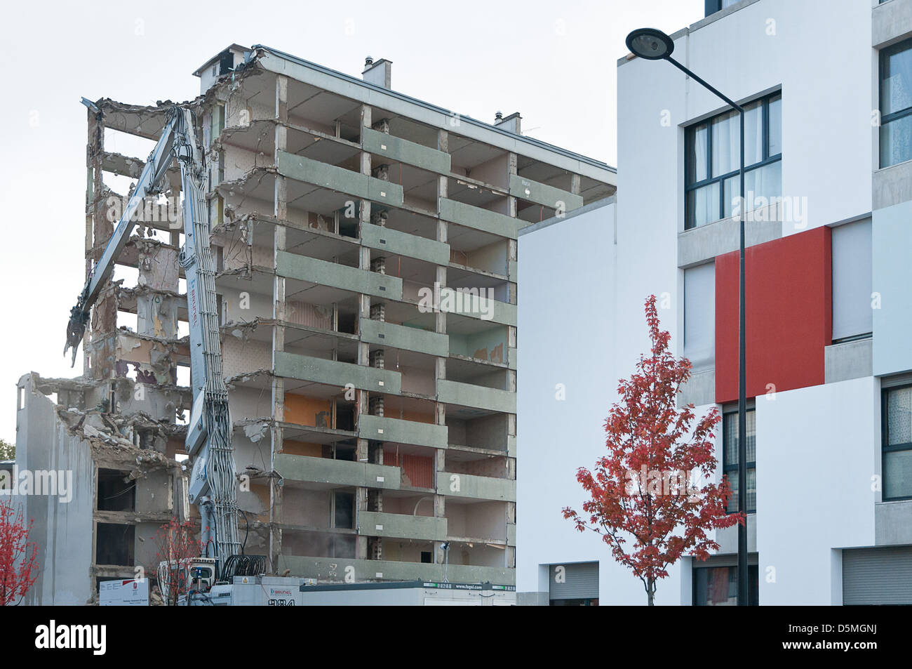 La restructuration de la composition urbaine sur les quartiers de la Clichy-sous-Bois et Montfermeil Clichy sur la banlieue parisienne. Banque D'Images