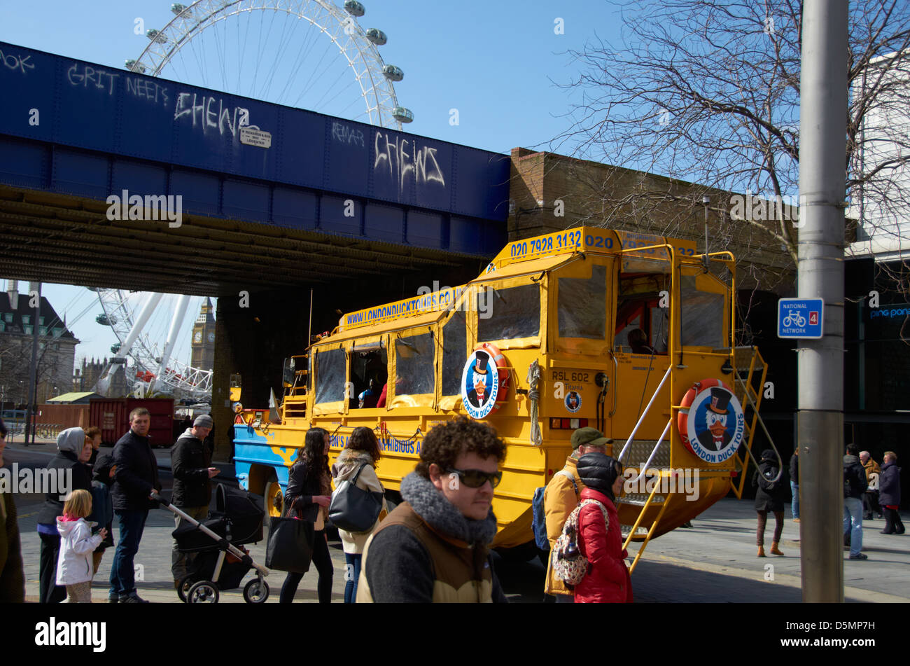 Visiter véhicule amphibie (bateau de canard) à Londres. Banque D'Images