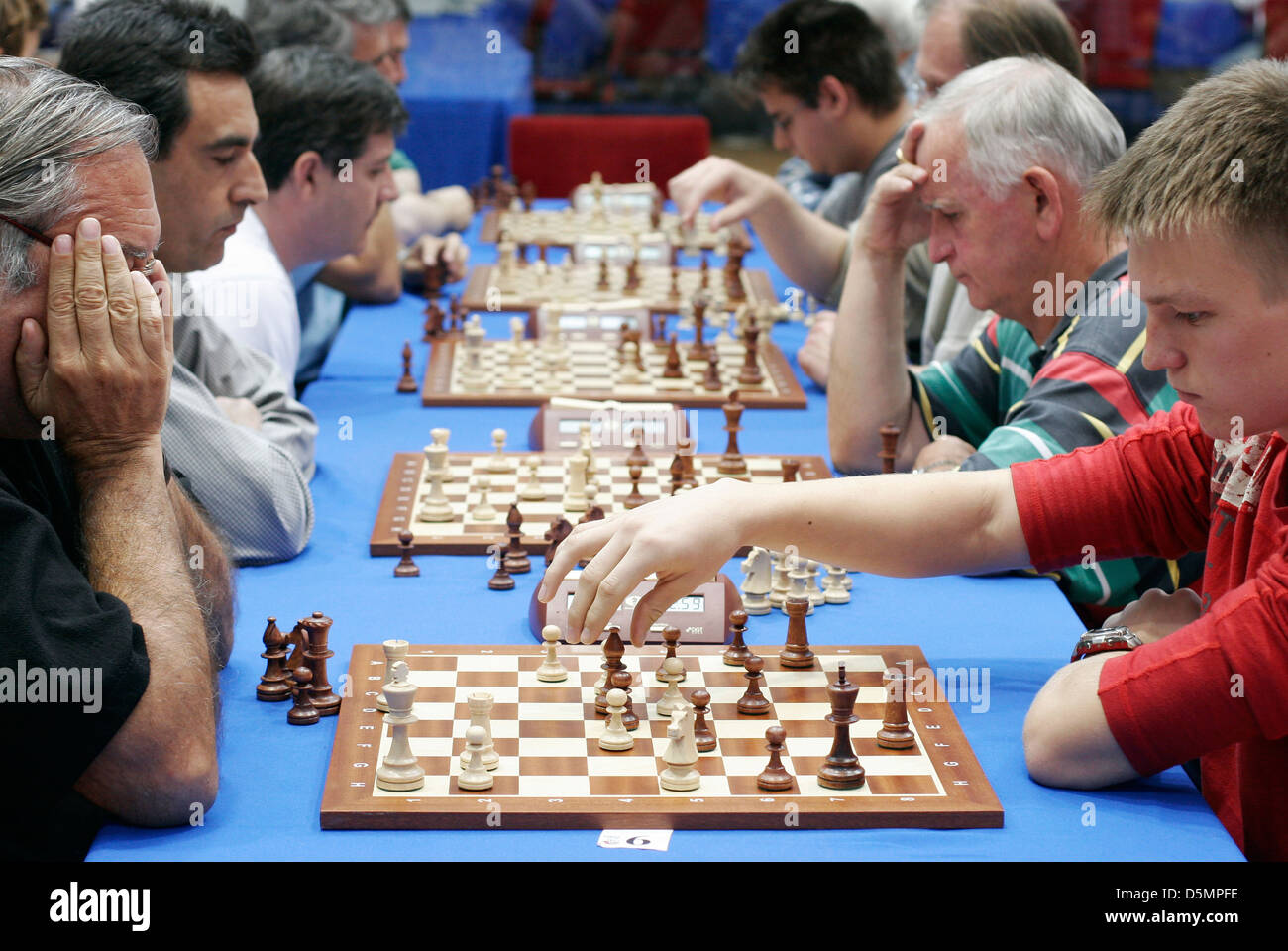 Les joueurs vu lors d'un tournoi d'échecs dans l'île espagnole de Majorque Banque D'Images