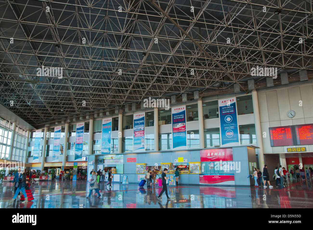 Estacion de Guaguas long distance bus station ville de Santa Cruz Tenerife island Iles Canaries Espagne Banque D'Images