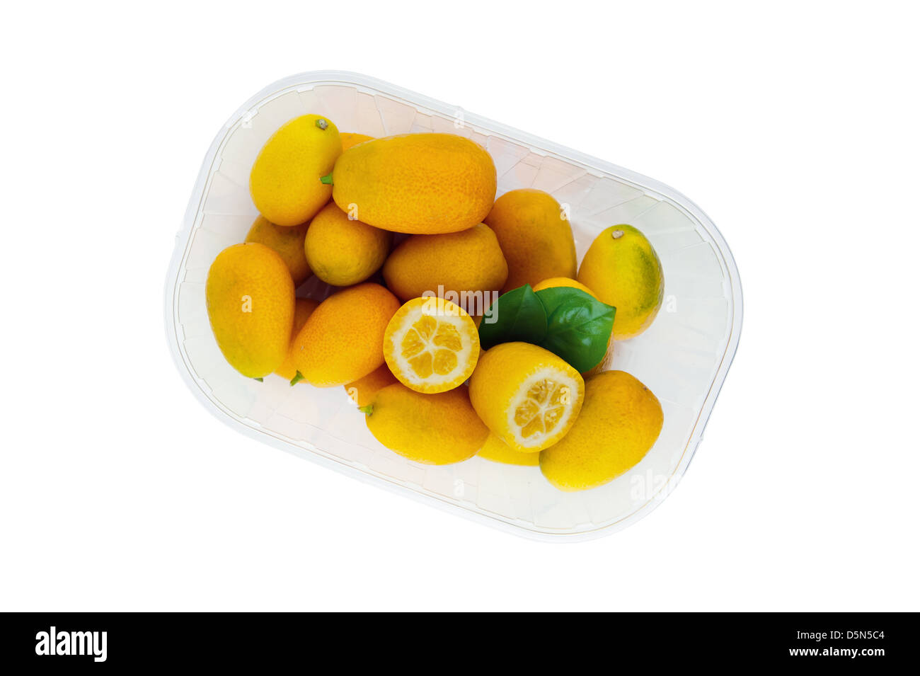 Backgraund kumquat isolated on white Banque D'Images