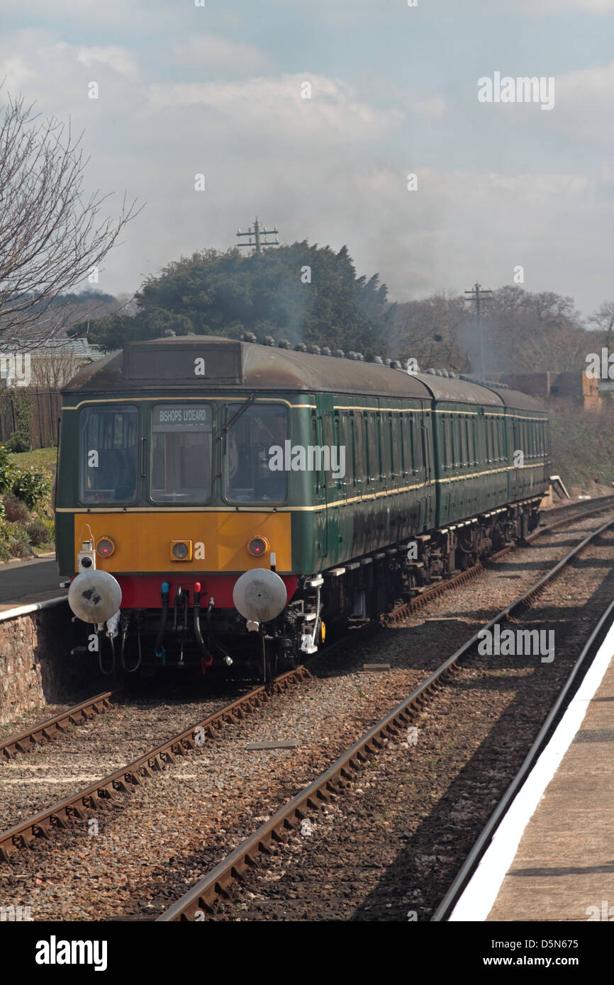 Vieille locomotive diesel à Blue Anchor. West Somerset Steam Railway. UK Banque D'Images