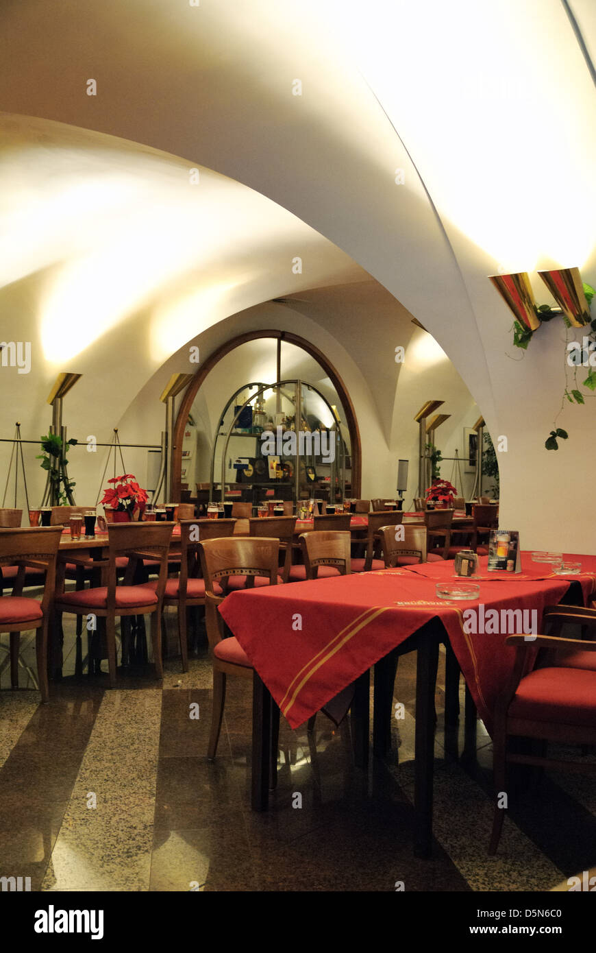 Salle de dégustation de bière, Krusovice Brewery, République tchèque - Mars 2011 Banque D'Images