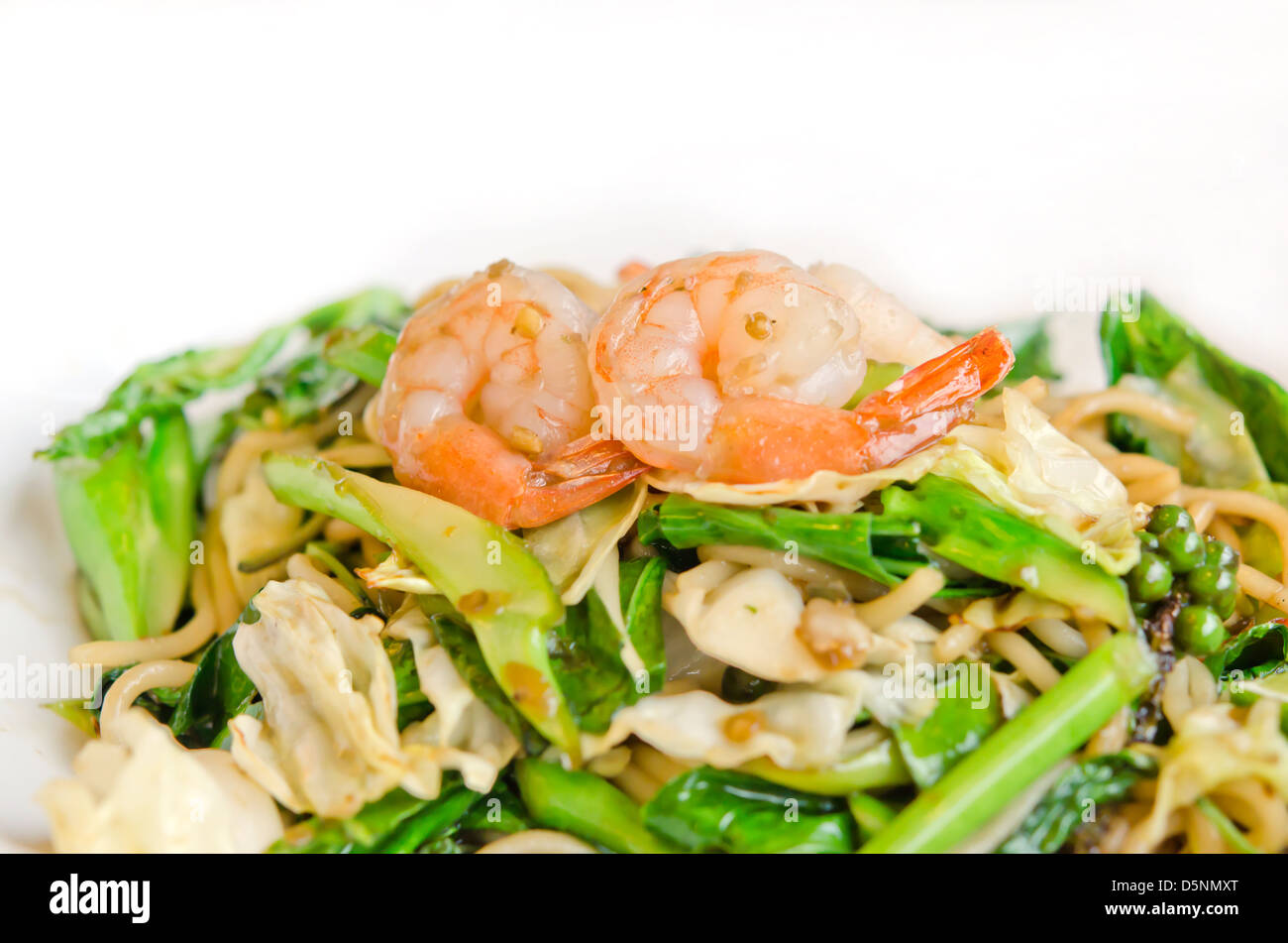 Spaghetti aux crevettes et légumes mélange épicé , la nourriture épicée Banque D'Images