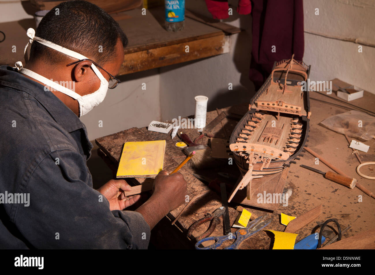 Madagascar, Antananarivo, de l'artisanat, le village miniature, atelier d'artisan Banque D'Images