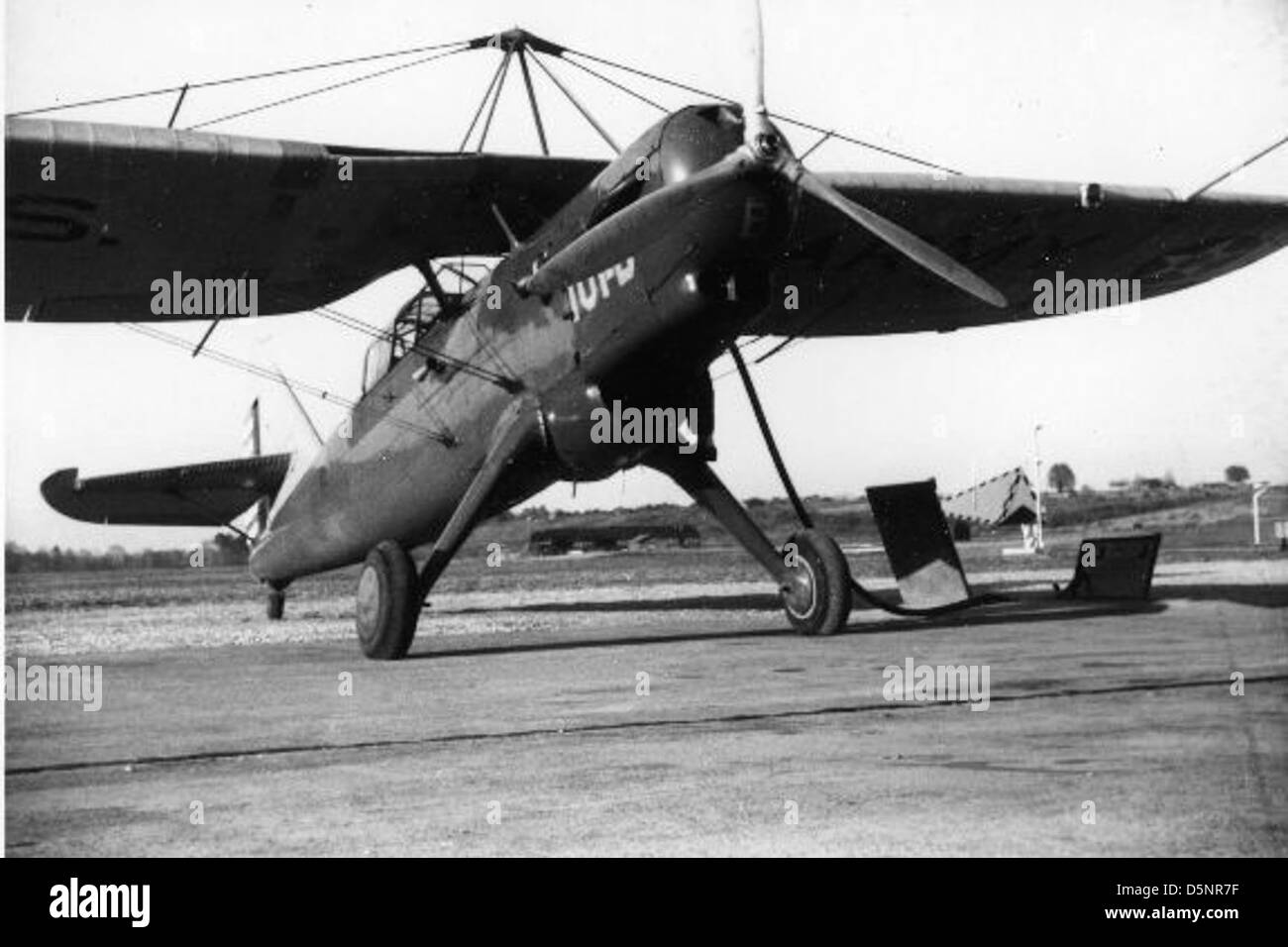 Le Douglas O-43, un avion de reconnaissance utilisé par les forces aériennes de l'armée américaine, a été déployé dans les années 1930 et 1940 Cet avion illustre les débuts de l'aviation militaire et le développement des opérations de reconnaissance. Banque D'Images