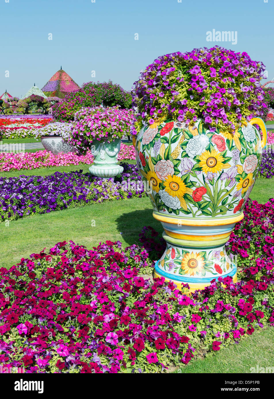 Jardin Miracle à Dubaï, a ouvert ses portes en mars 2013 et a demandé à être plus grand jardin fleuri ; Émirats Arabes Unis Banque D'Images