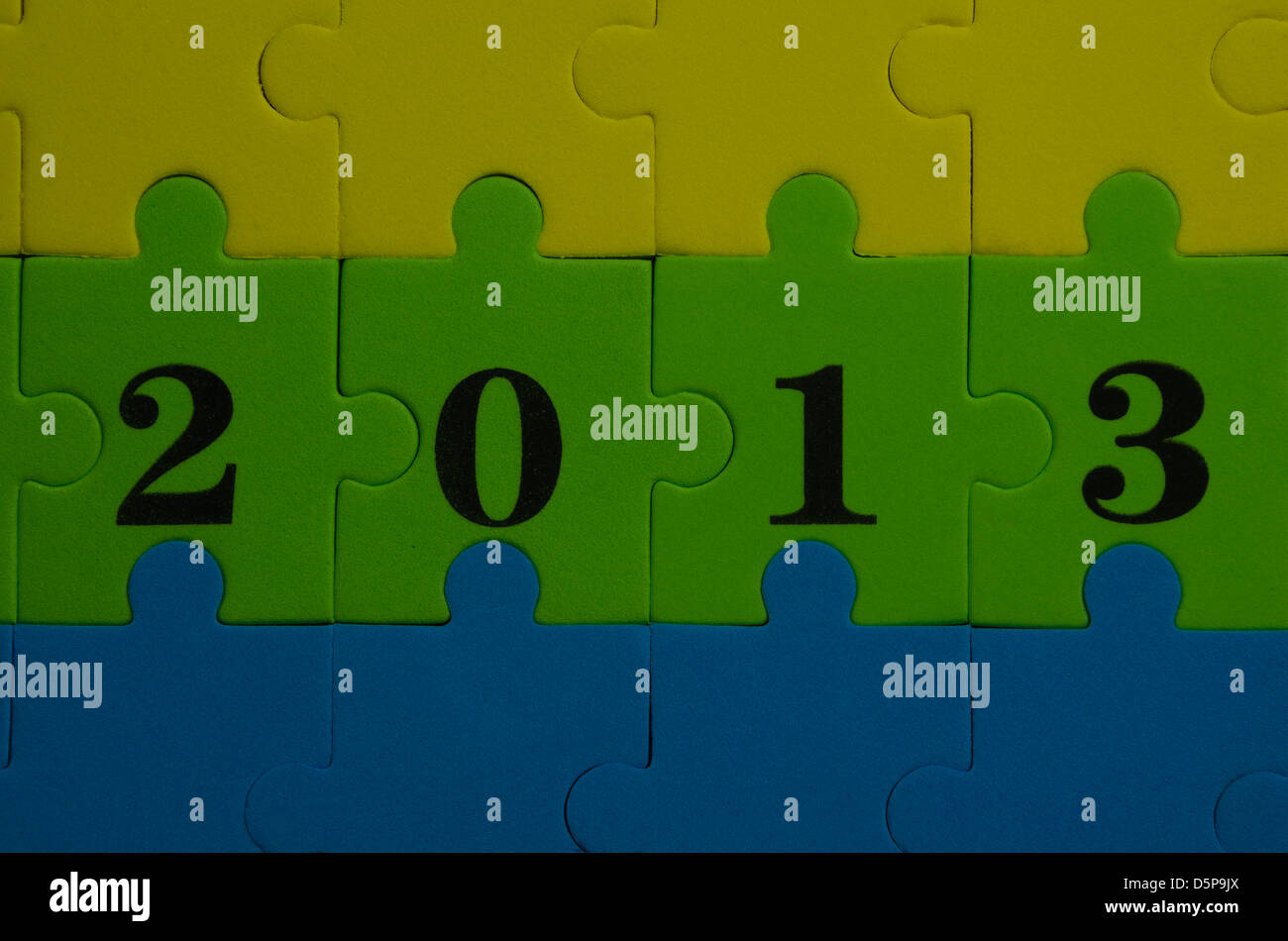Bleu, vert et jaune 2013 pièces de puzzle Banque D'Images