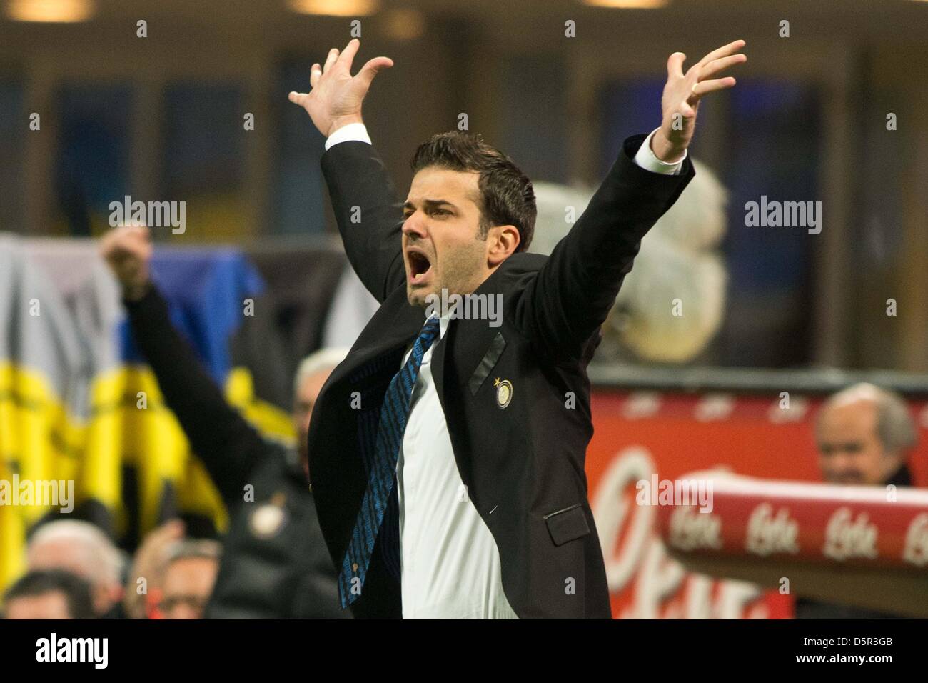 Milan, Italie. 7 avril 2013. Andrea Stramaccioni (Inter), le 7 avril 2013 - Football / Soccer : Italien 'Serie' un match entre l'Inter Milan 3-4 Atalanta au stade Giuseppe Meazza à Milan, Italie, (Photo par Enrico Calderoni/AFLO SPORT/Alamy Live News) Banque D'Images