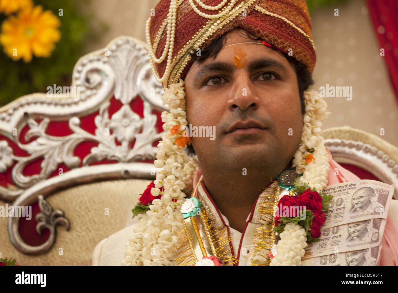 Beau marié indien à son mariage. Banque D'Images