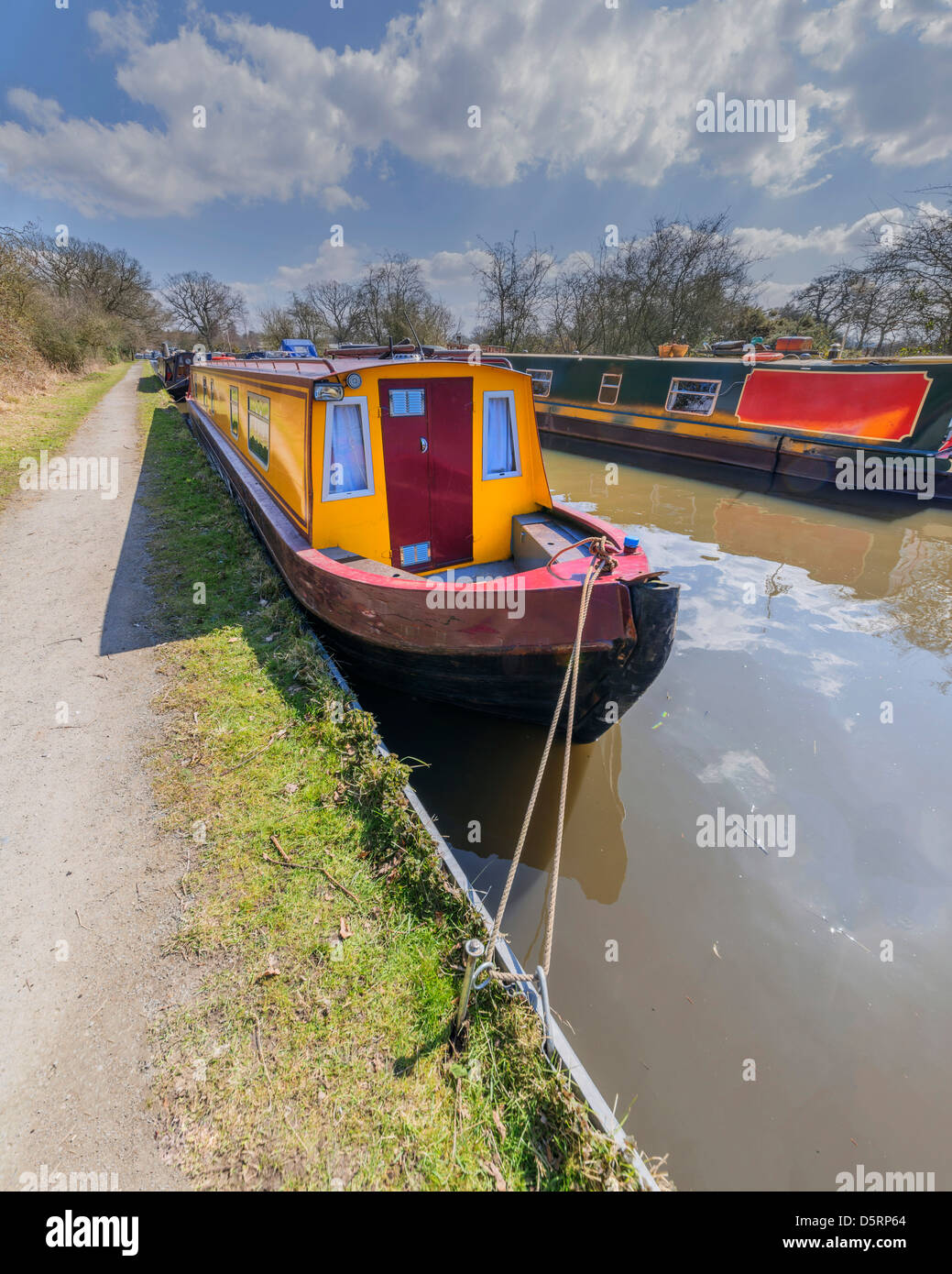 England uk canal navigable d'eau fluvial navigable de la rivière de l