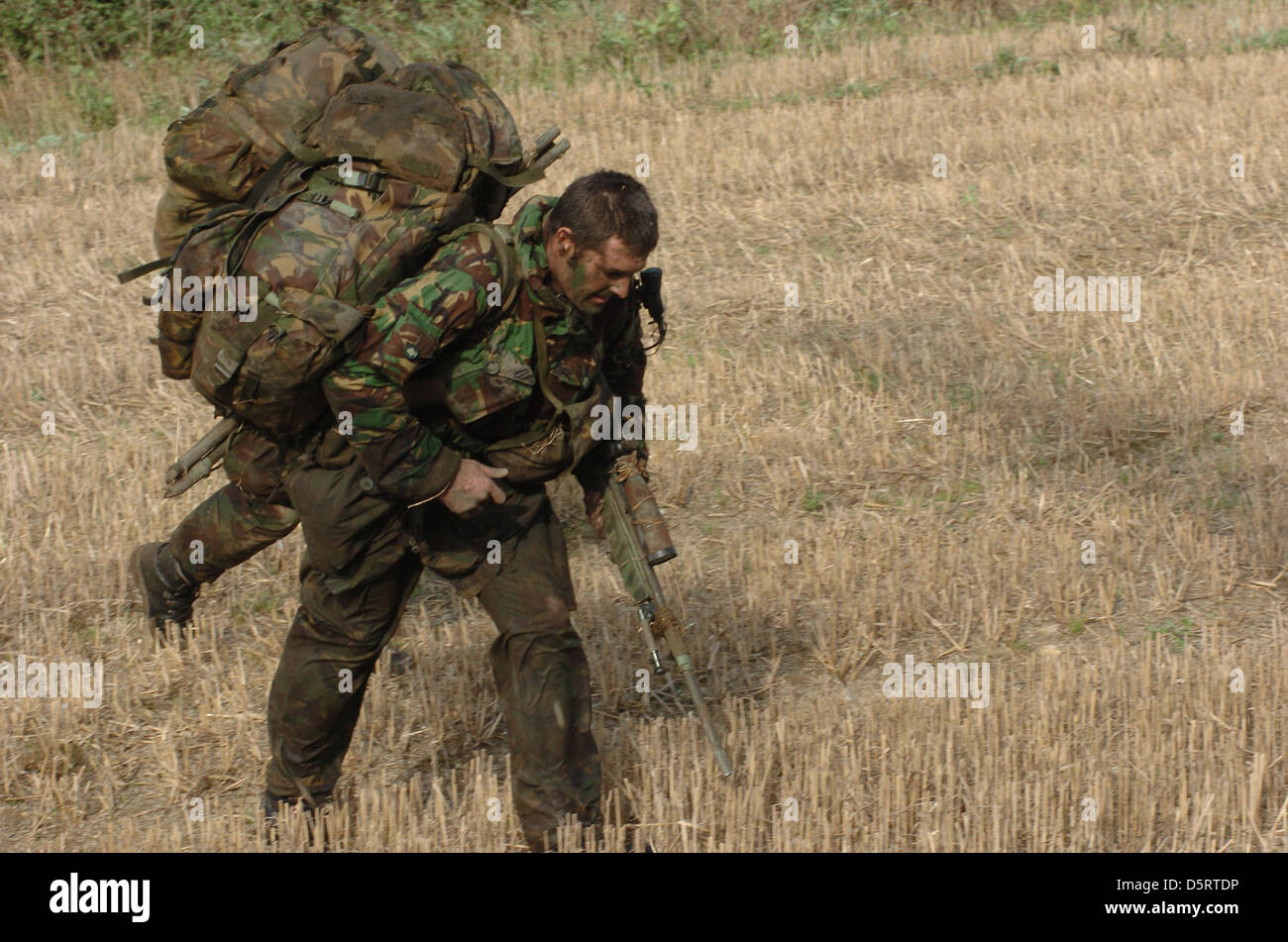 Sniper, l115a3, fusil à longue portée ,7. 62mm ,bullet,.sharp shooter tireur sniper camouflage ,, poursuite, soldats, arme, tirant ,s Banque D'Images