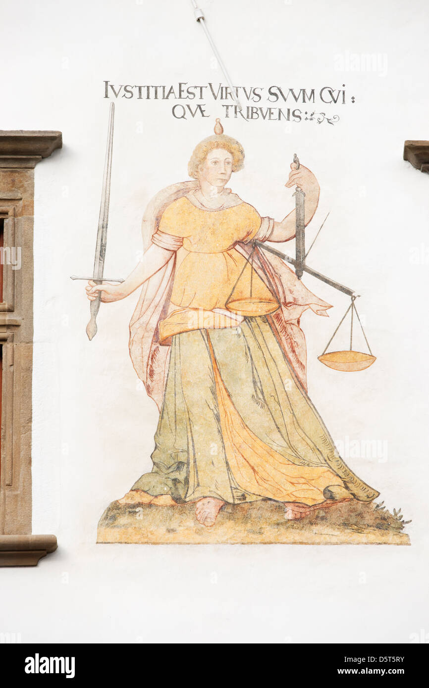 La peinture de la Renaissance à l'Hôtel de ville de Levoca, Slovaquie. Représentant la vertu de Justice Banque D'Images