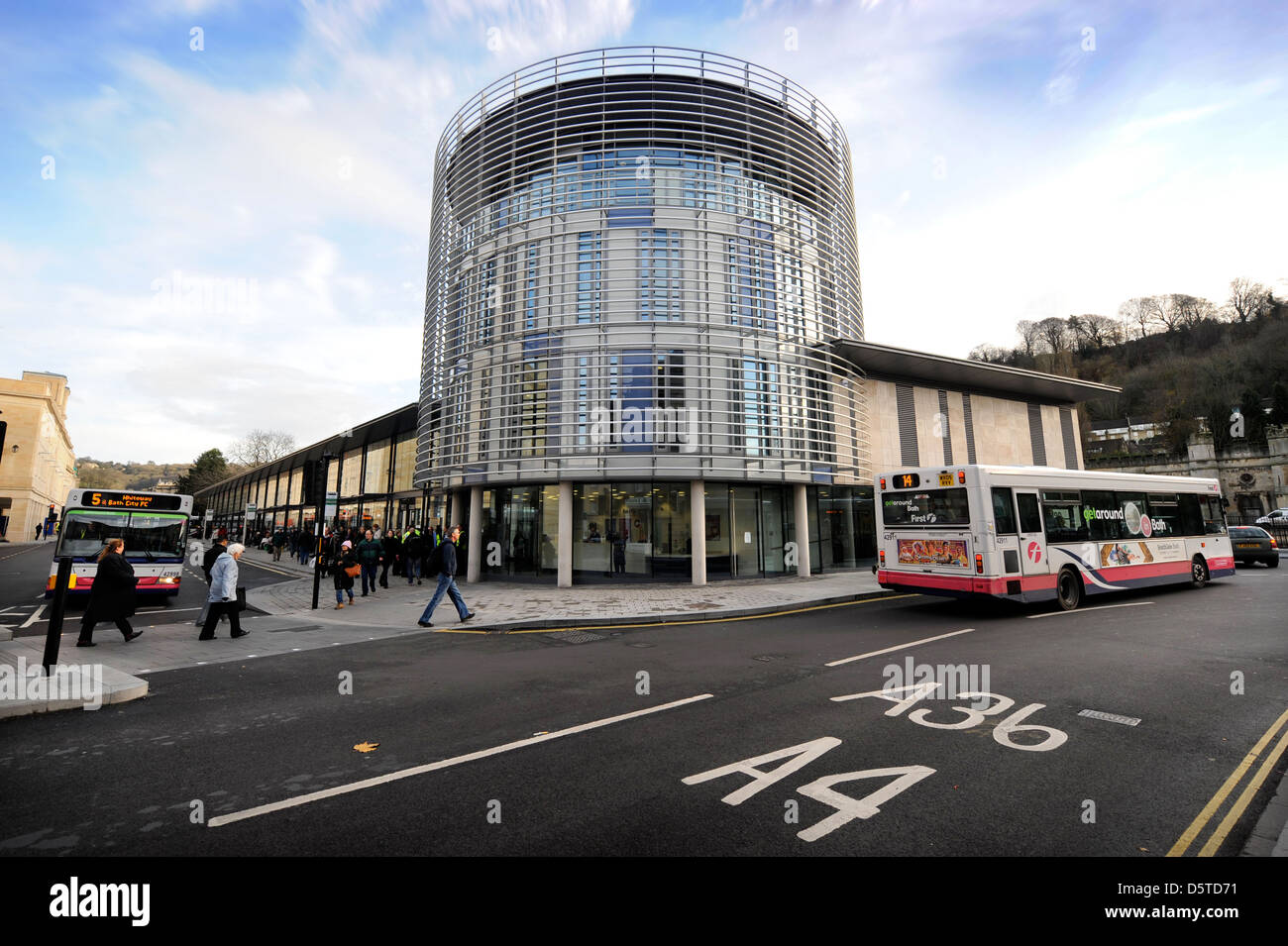 Vue générale de la plateforme de transport central à Bath Somerset UK Banque D'Images