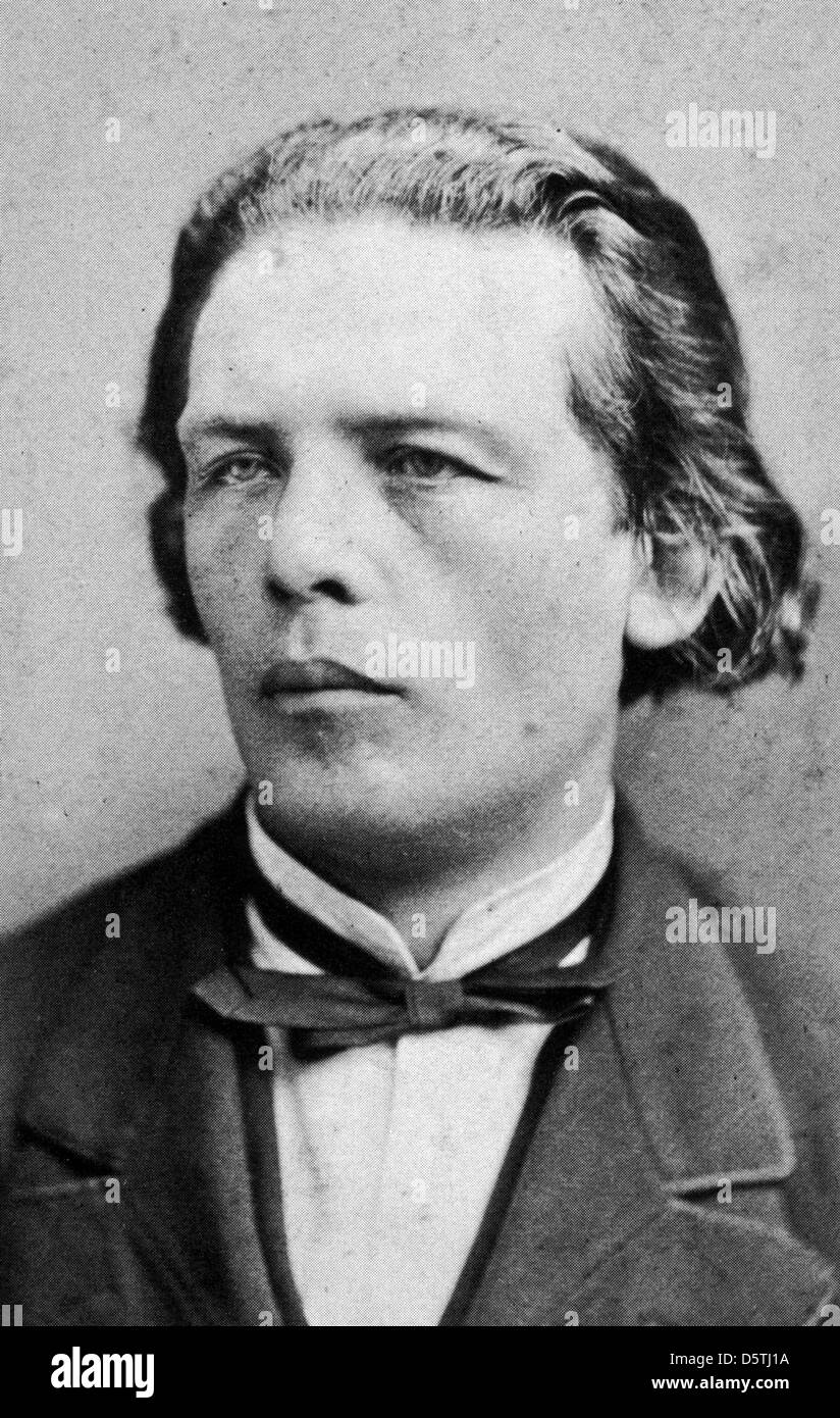 ANTON RUBINSTEIN (1829-1894) pianiste et compositeur russe Banque D'Images
