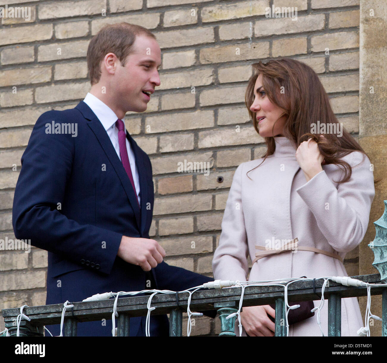 Le prince William et Catherine, le duc et la duchesse de Cambridge visiter le Guildhall à Cambridge, Royaume-Uni, 28 novembre 2012. Photo : Patrick van Katwijk - Pays-Bas OUT Banque D'Images