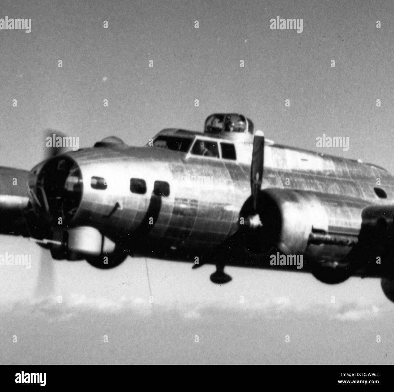 Boeing b17g flying fortress Banque de photographies et d’images à haute ...